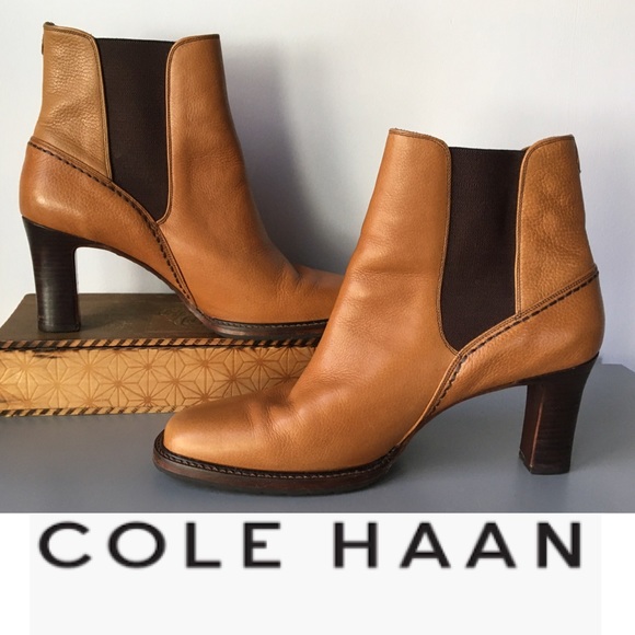 🐎 Cole Haan Country 10 B Boot Pull-on Heels Tread - Picture 1 of 8